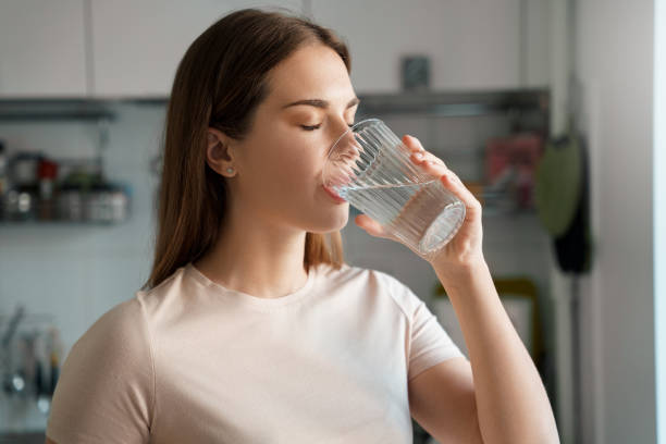 daily-water-intake-in-hindi